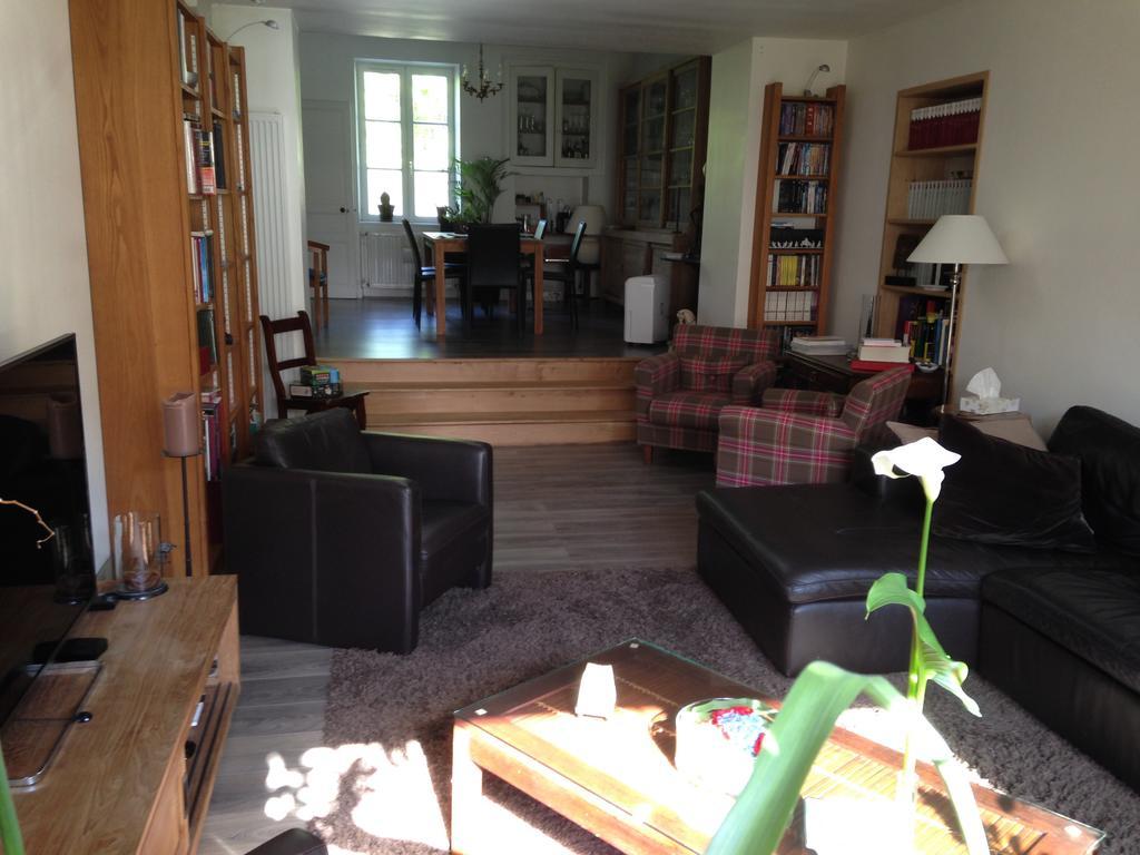 Les Chambres Lauryvan Saint-Junien Rum bild