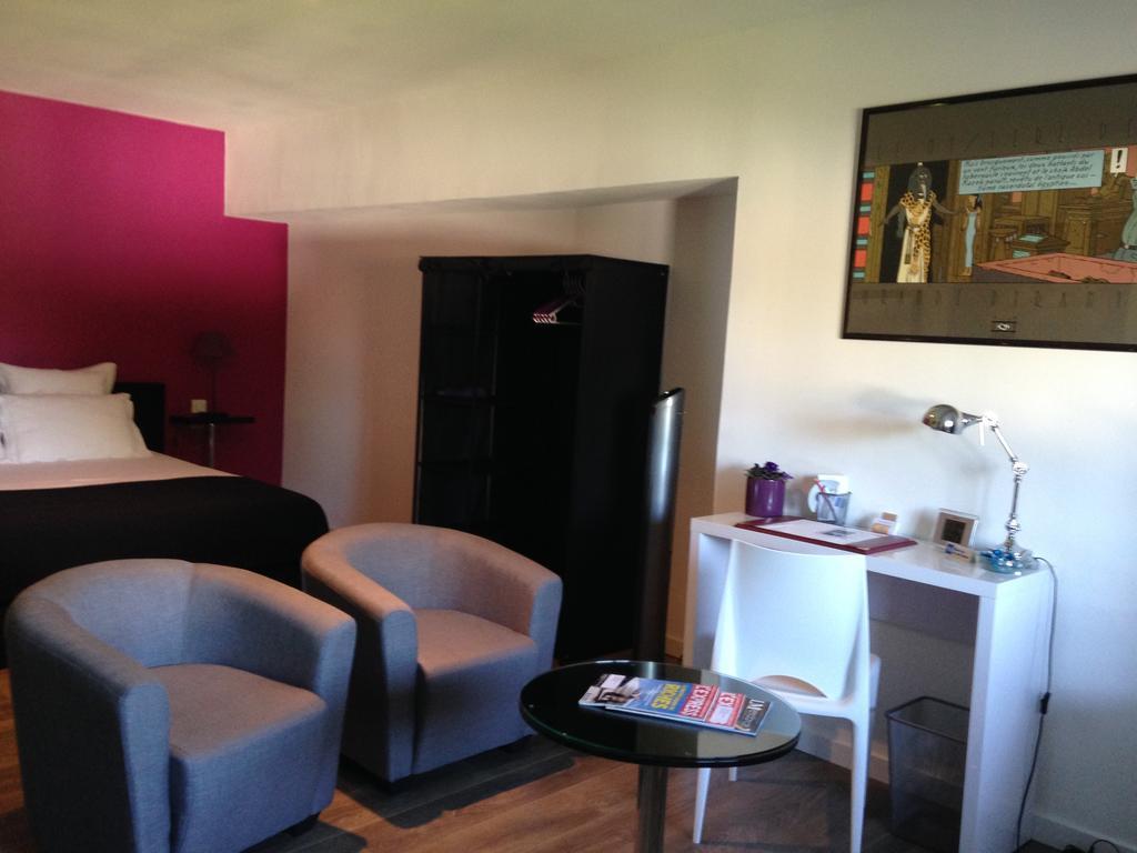 Les Chambres Lauryvan Saint-Junien Rum bild